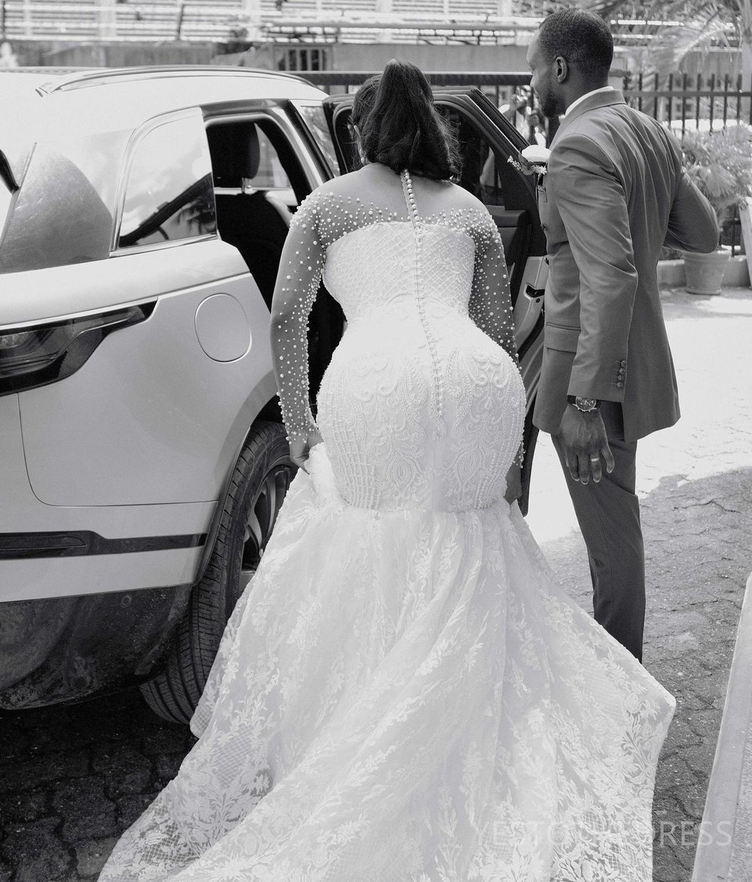 2024 Aso Ebi Mermaid Wedding Dress Bridal Gowns For Bride Sheer Neck Illusion Long Sleeves Appliqued Beaded Pearls Lace Wedding Gowns For Black Women 