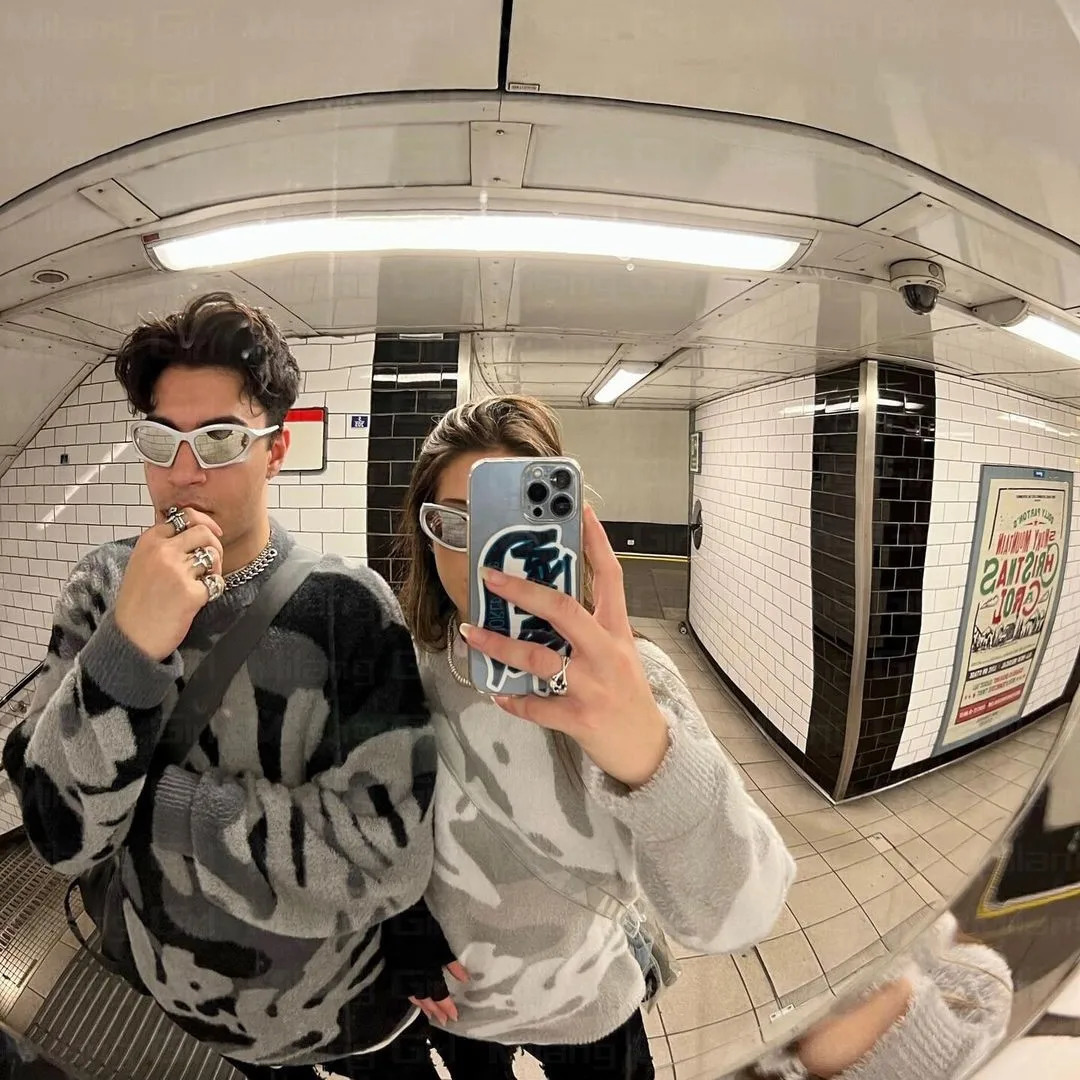 Mens Hip Hop Knitwear Womens Sweaters Harajuku Fashion Textured Mohair Loose Tops Casual Cotton Streetwear Pullover 241018