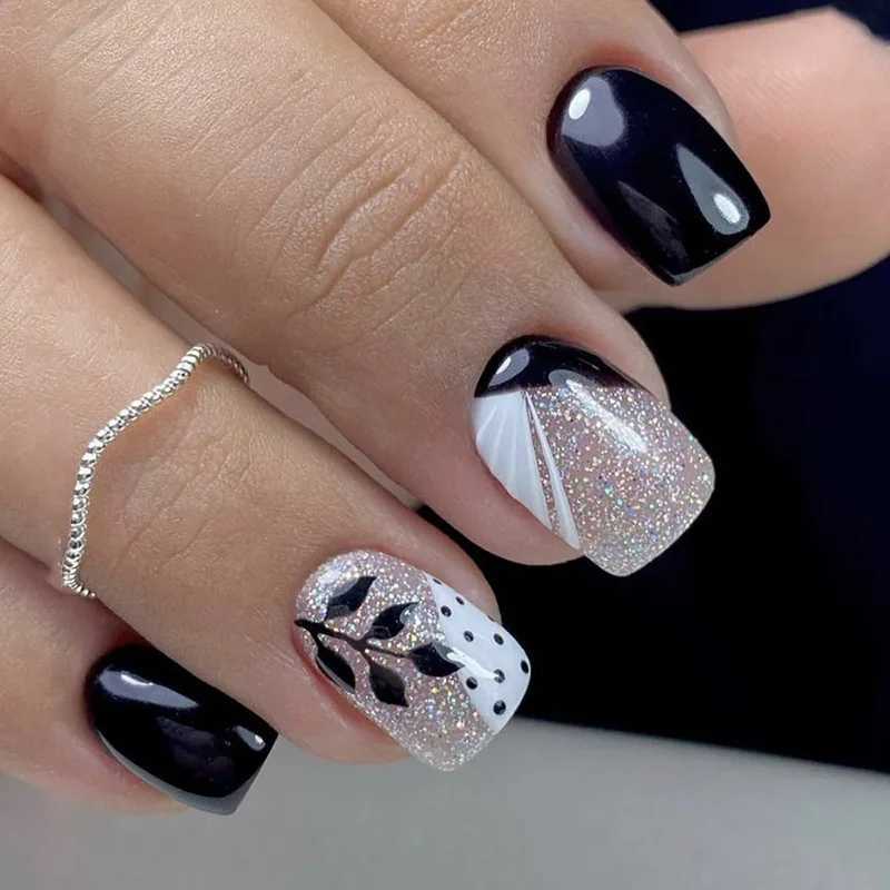 24 beautiful marble fake nails designed with short size manually pressed finger nails suitable for womens short square fake nails W250410