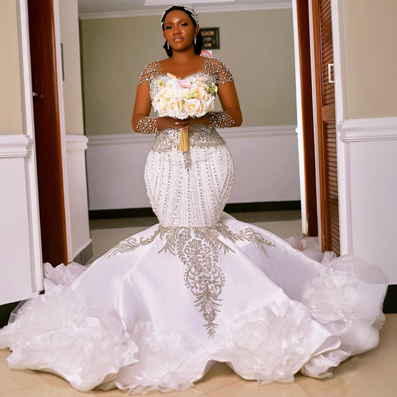 2025 Plus Size African Wedding Dress For Bride Bridal Gowns Luxurious Illusion Mermaid Sheer Neck Satin Beaded Rhinestones Flora Wedding Gowns For Bla