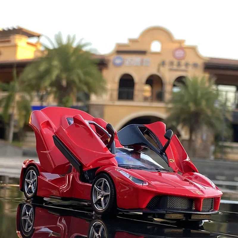 High Quality 1 32 Ferraris Laferrari FXXK Toy Alloy Car Diecasts Toy Vehicles Sound and Light Car Model Collection Car Toys For Children T241025