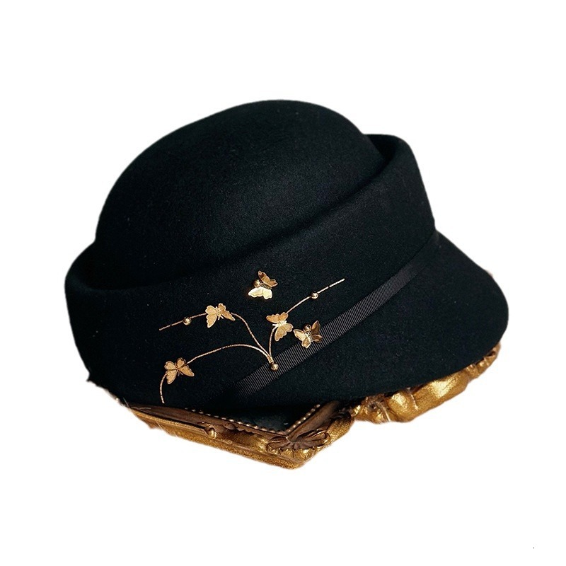 equestrian autumn winter hat metal butterfly flower fashionable and concave top duckbill woolen hat