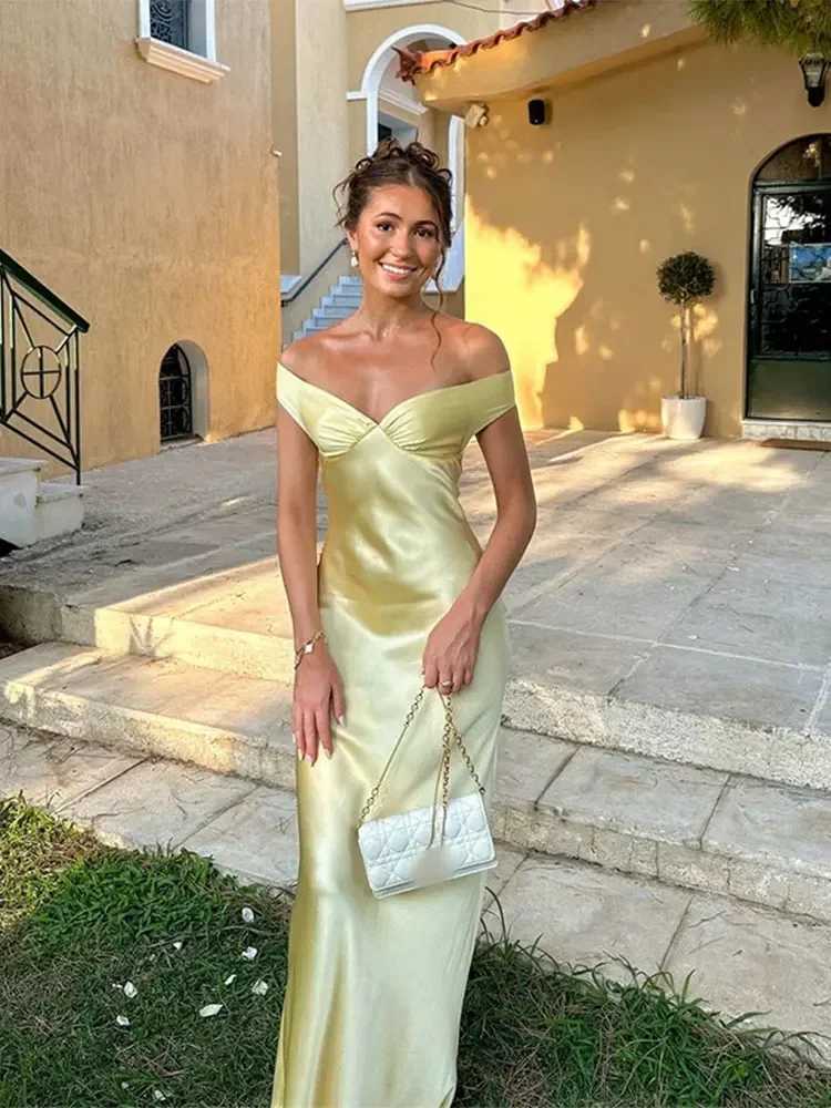 Sexy Satin Off Shoulder Backless Long Dress Women Chic Solid Pleated Slim Maxi Dresses 2024 Summer New Lady Evening Party RobeX241025