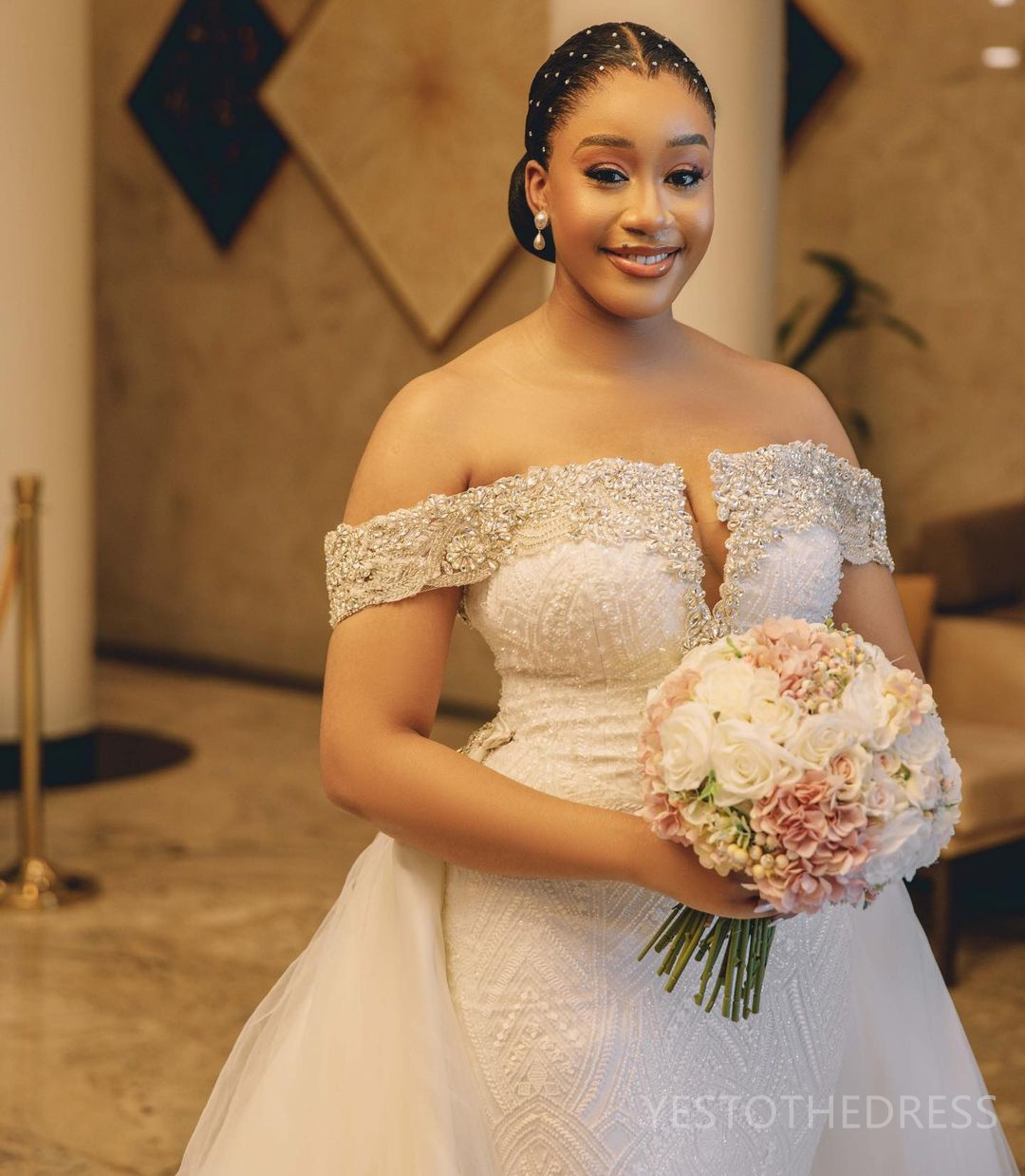 2024 Plus Size Mermaid Wedding Dress Bridal Gowns for Bride Off Shoulder Beaded Lace Detachable Beaded Lace Rhinestones Wedding Gowns For African Blac