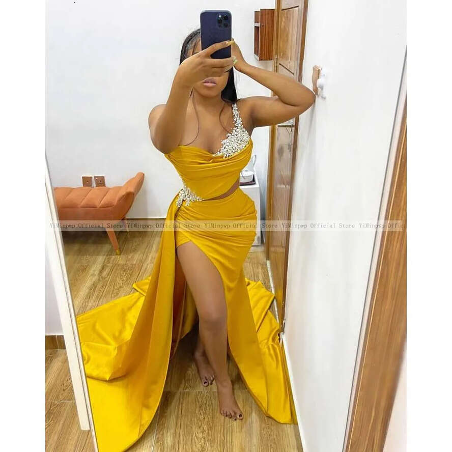 Prom New Mermaid Dresses For Black Girls One Shoulder Corsert Back Thigh High Slits Appliques Beads Africa Women Party Gowns