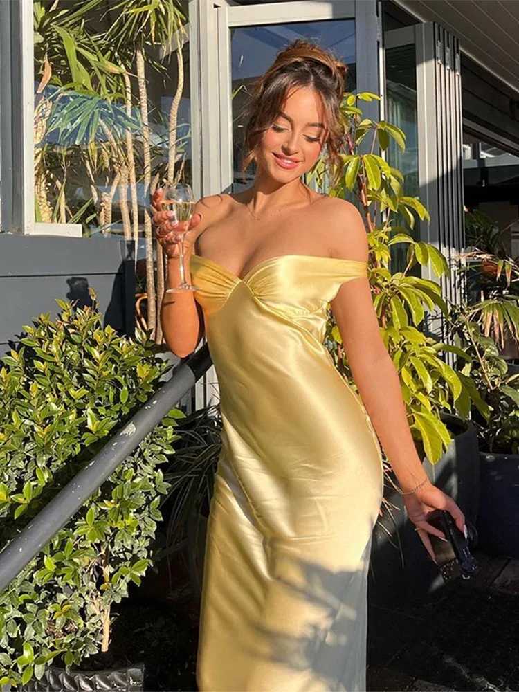 Sexy Satin Off Shoulder Backless Long Dress Women Chic Solid Pleated Slim Maxi Dresses 2024 Summer New Lady Evening Party RobeX241025