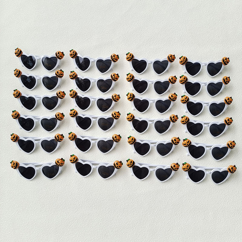 Factory Supply Halloween Christmas Sunglasses Love Heart Shaped Party Little Devil Pumpkin Skull Glasses