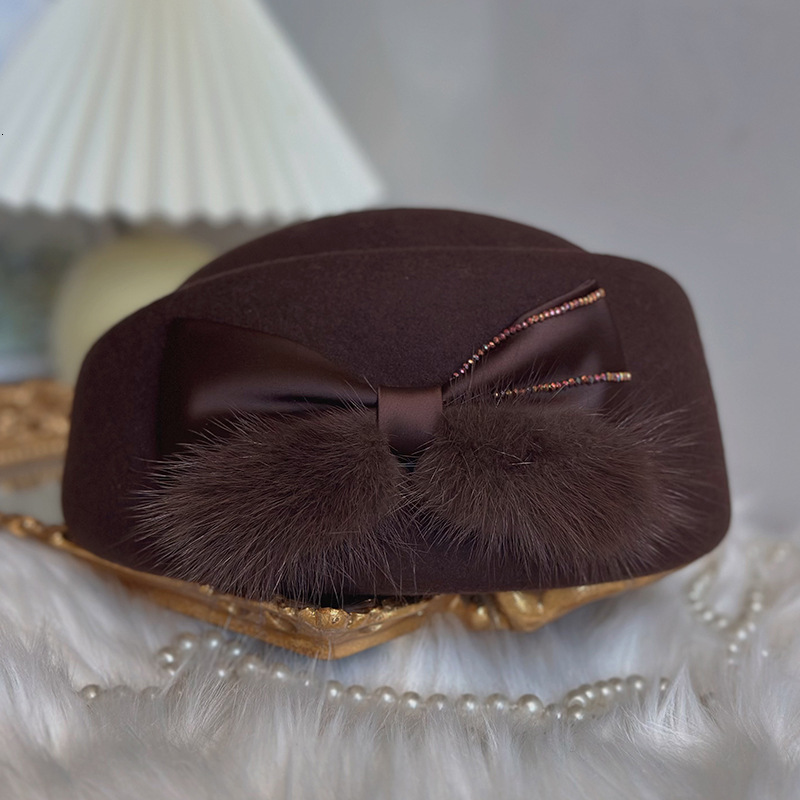 Concave beret, children's autumn and winter top mink fur bow, felt hat, flight attendant hat