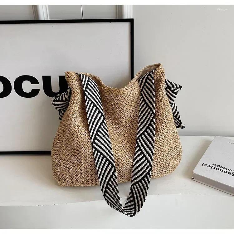 2025 NEW Totes Solid Color Grass Woven Hasp Large Capacity Crossbody Bags High Quality Simple Shoulder Commuting Women's Handbags zhanyishengli