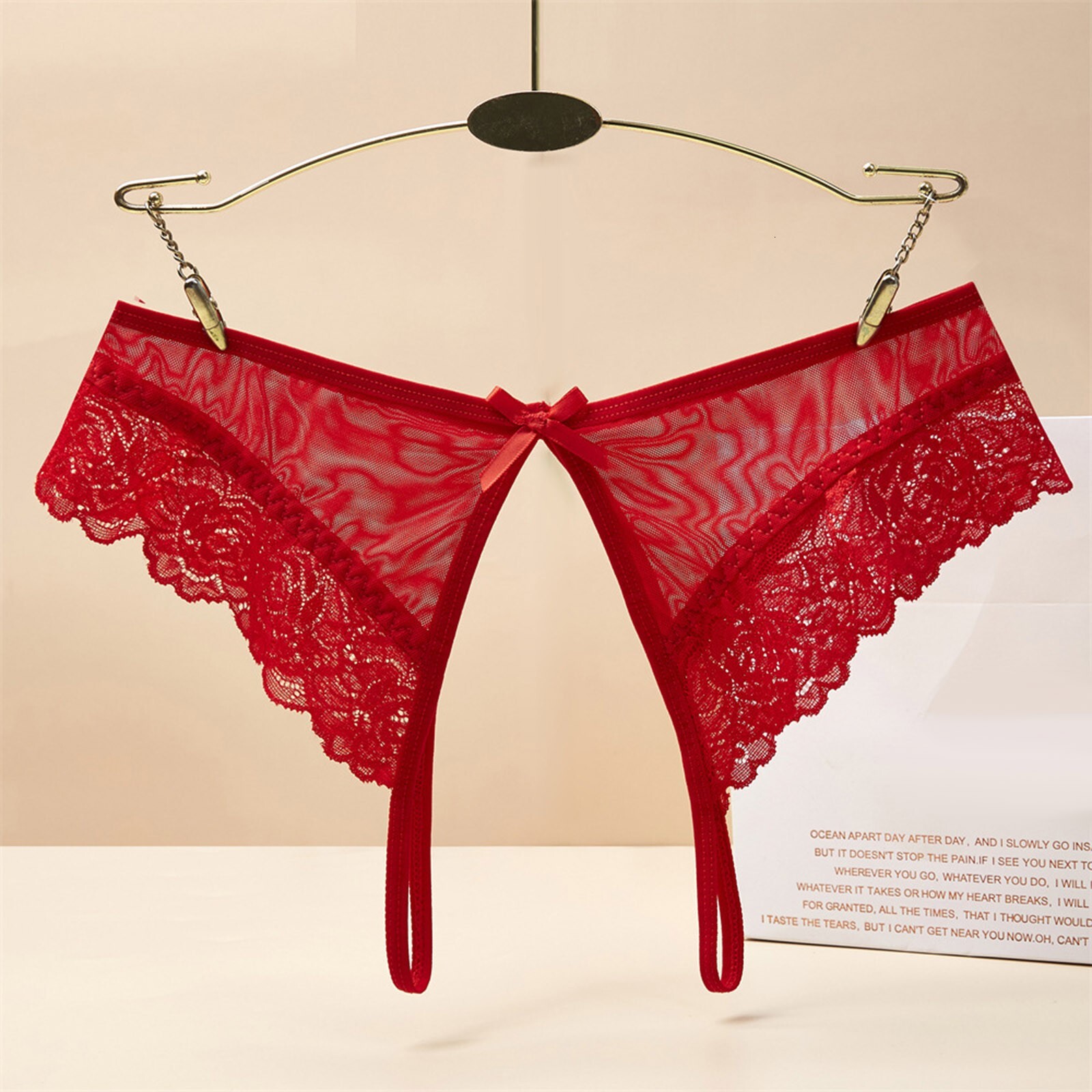 2025 New designer s sexy and breathable lace hollowed out raised Butoc short trend mesh thong for women