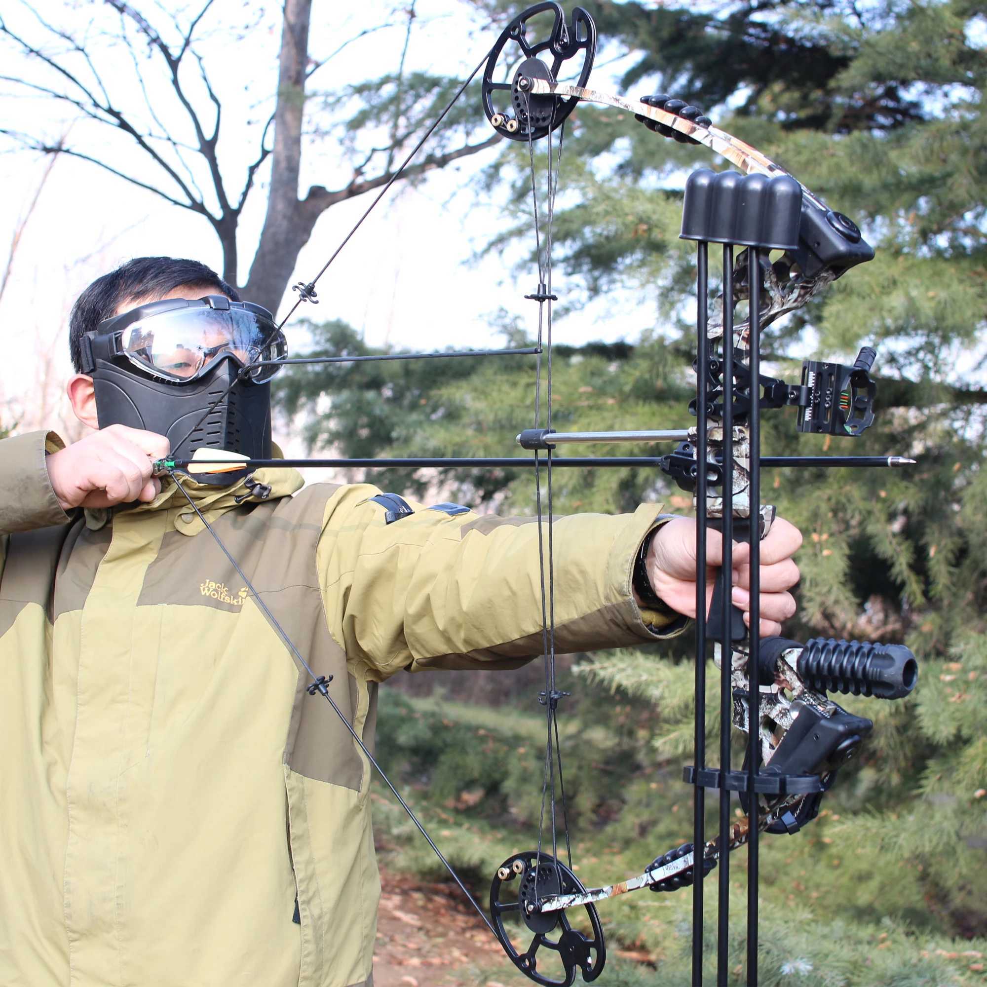 Camouflage composite bow and arrow set all accessories right-handed for outdoor hunting weighing 20-70 pounds W241026