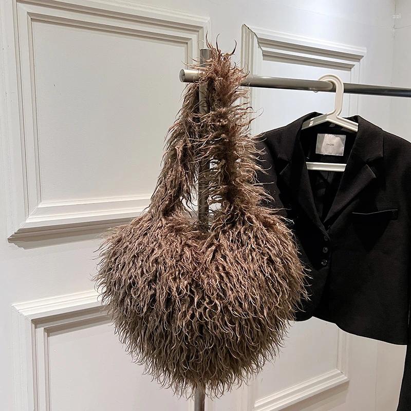 Drawstring Heart Shaped Faux Fur Shoulder Bag Fluffy Plush Women Handbags Cute Love Underarm Purse For 2024 Winter Shopper Tote