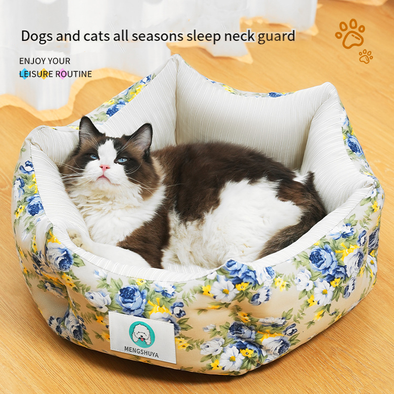 2024 New hexagonal shape dog kennel cat kennel cartoon pattern cute dog sleeping mat for all seasons