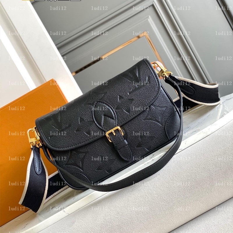 2025 Top quality New diane bag Womens crossbody shoulder bag Original designer handbag mirror quality leather chain bags expensive tote fashion baguette bag wallet