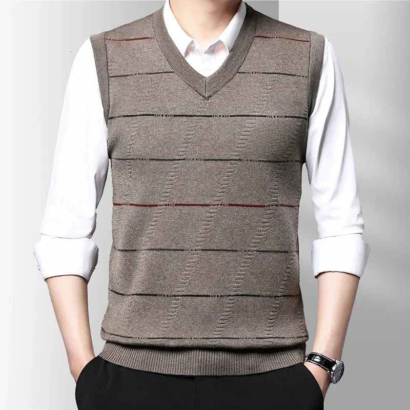 Mens Thickened Casual Sweater Tank Top Autumn and Winter Warm Vest w241025