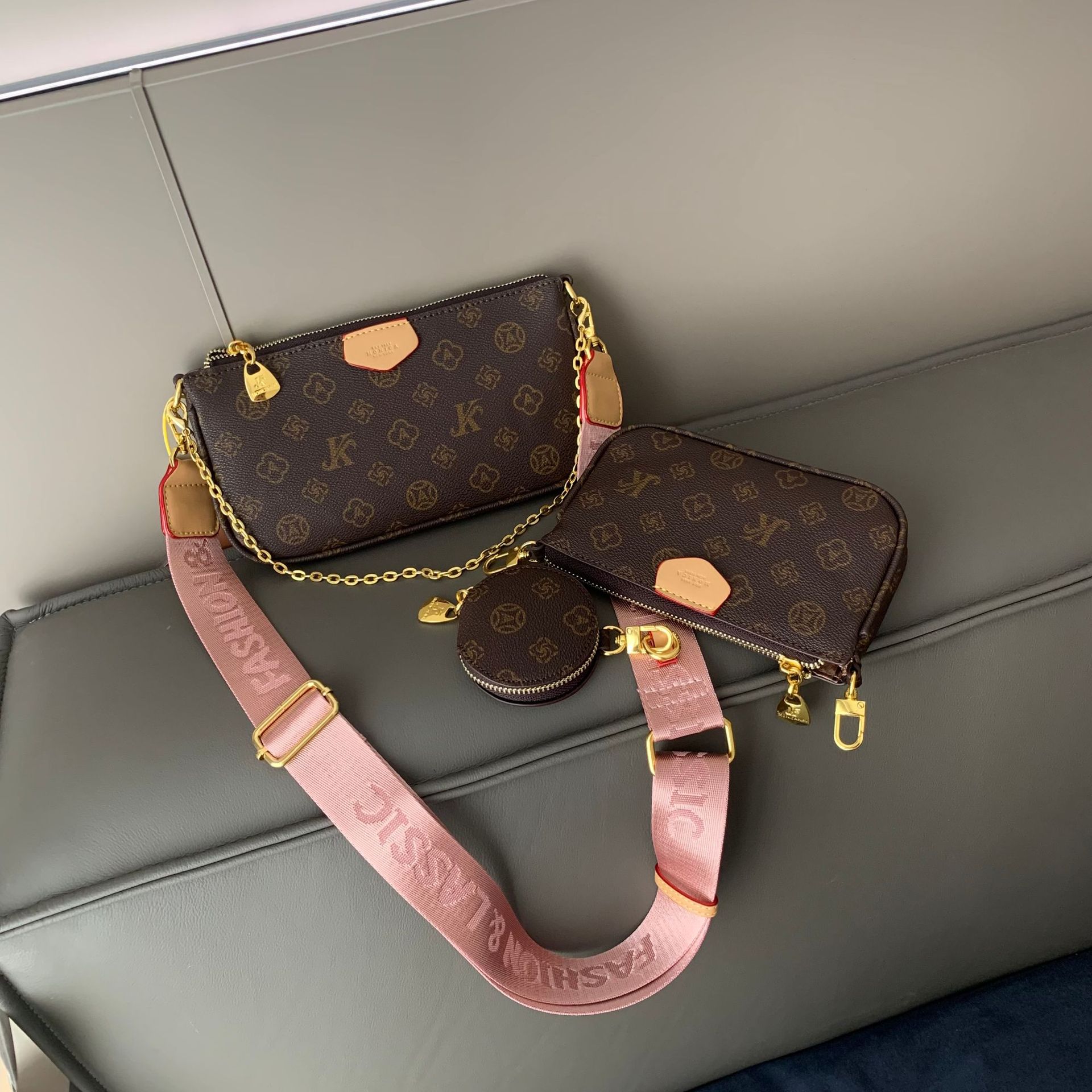 2025 Designer Bags Fashion Shoulder Bags Underarm Bags Women's Bags Luxury Chain Leather Bags Hundreds Luxury Printed Leather Embossed Crossbody Bag