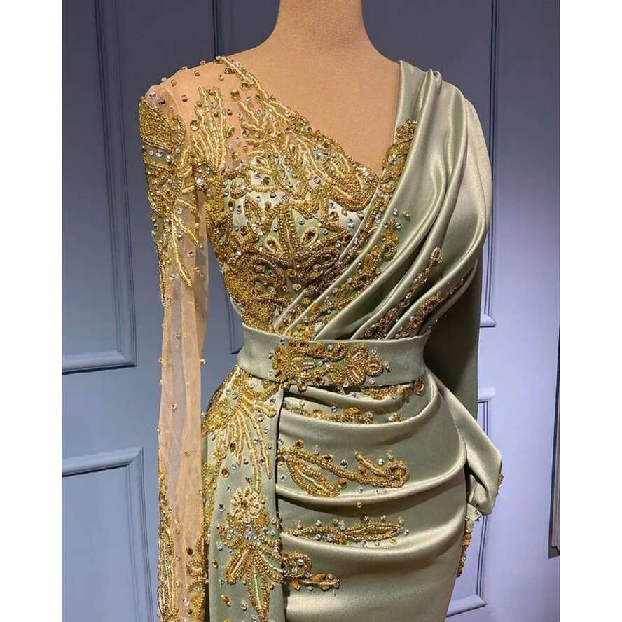 Size Arabic Plus Aso Ebi Urious Mermaid Sexy Prom Dresses Beaded Crystals Deep V Neck Evening Formal Party Second Reception Gowns Dress ZJ