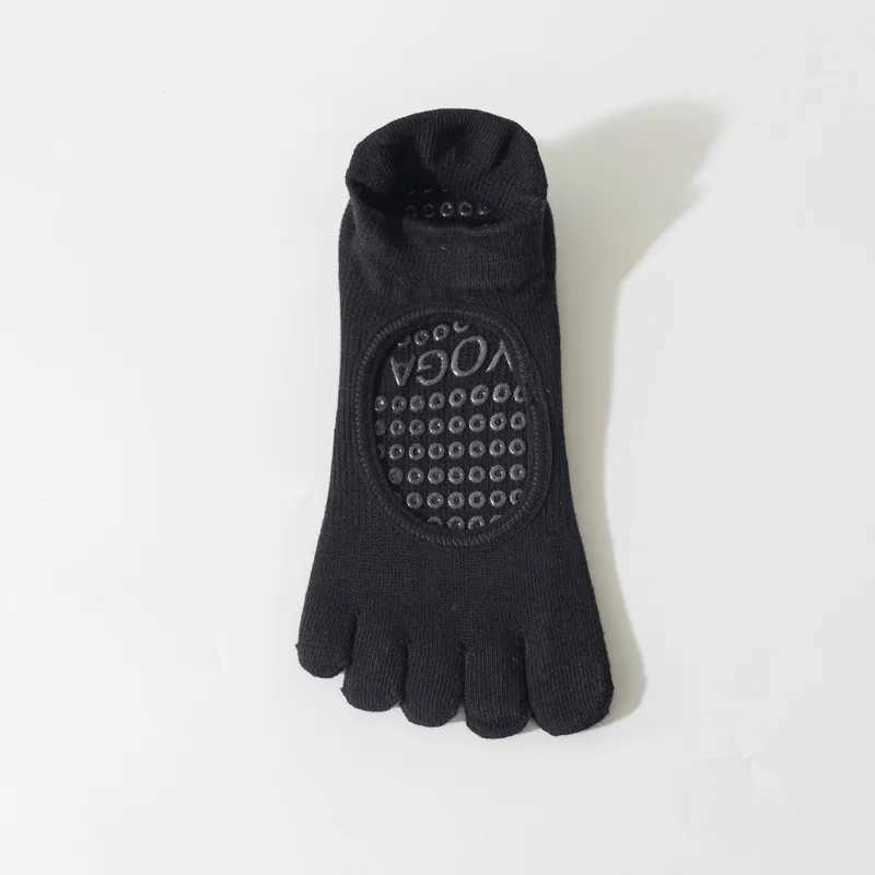 Ladies breathable yoga socks with grip equipped with anti slip five finger Pilates socks suitable for womens strapless dance suitable for toe socks W2