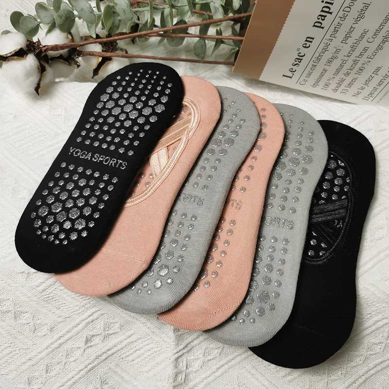 Cotton womens yoga socks bottom anti slip sports socks Abso sweat comfortable suitable for home use floor socks W241025