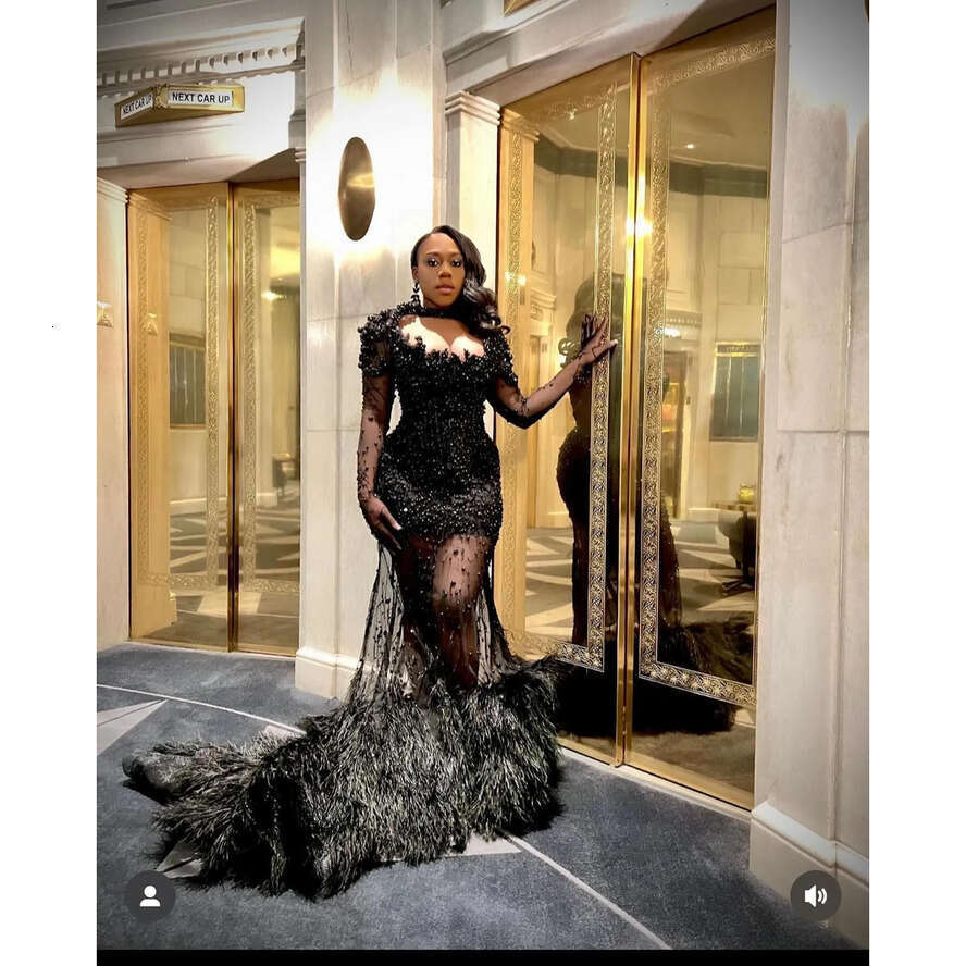 Mermaid Prom Gorgeous Dress Black Pearls Illusion Long Sleeves Evening Elegant Feathers Train African Formal Dresses For Women Es