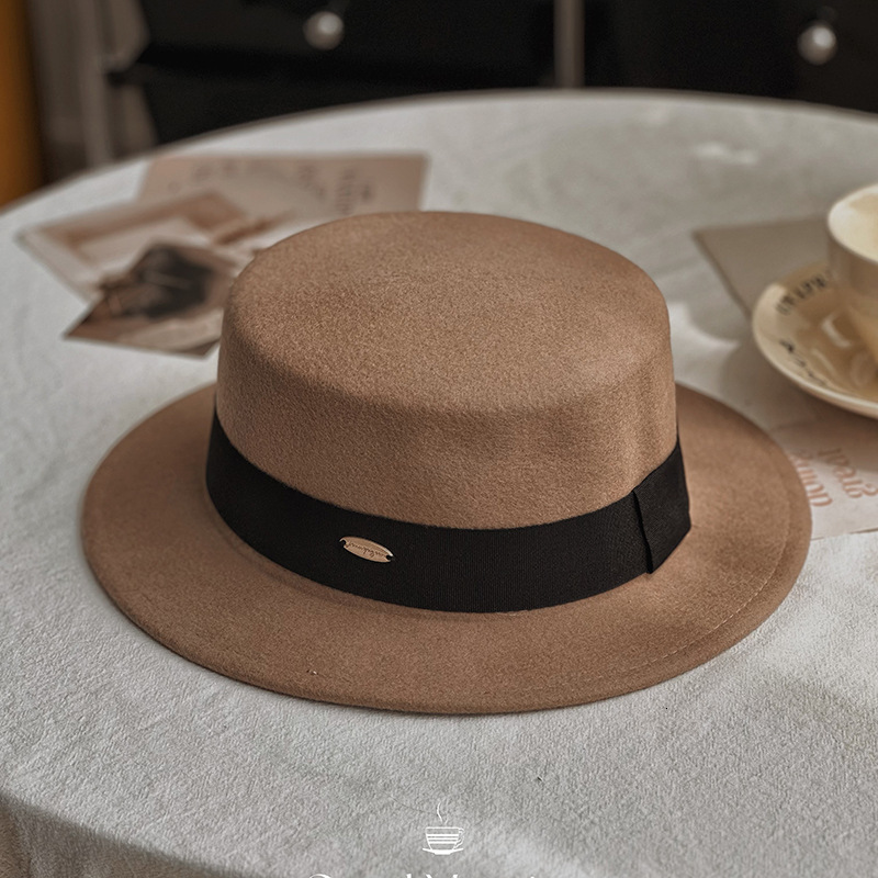 Flat new high-end wide brimmed style minimalist top hat, felt hat