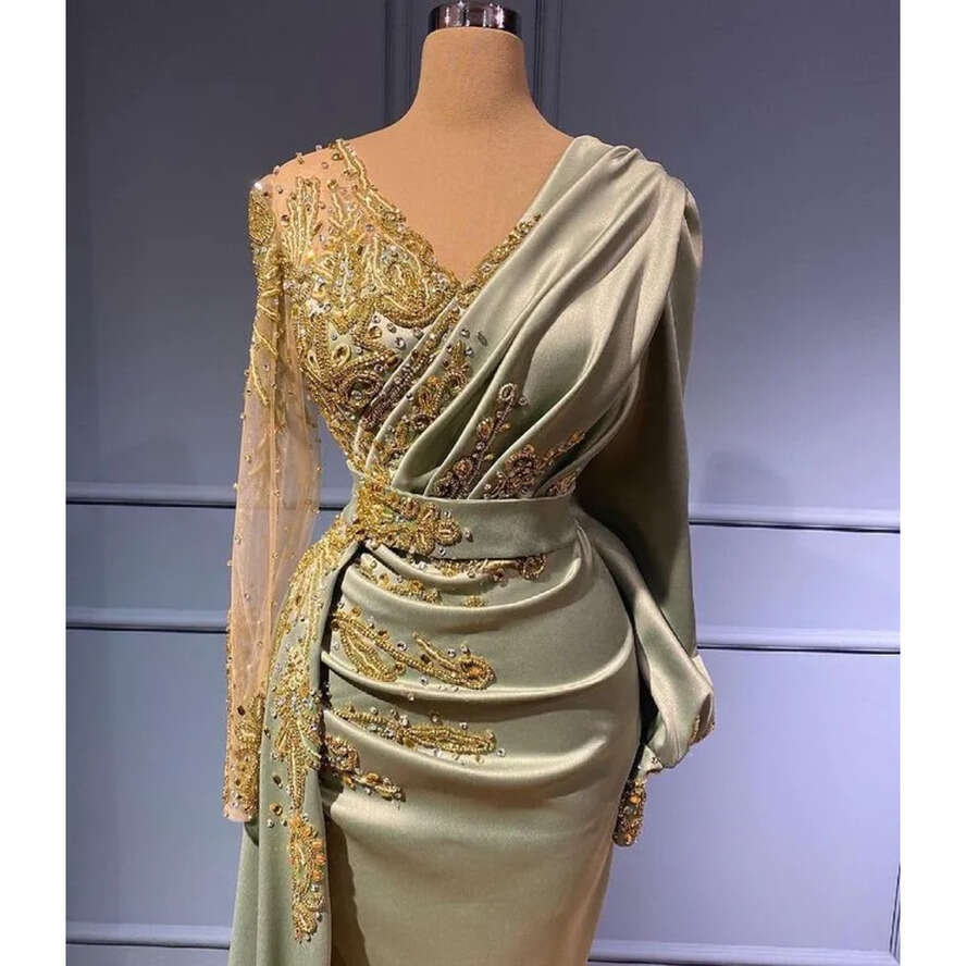 Size Arabic Plus Aso Ebi Urious Mermaid Sexy Prom Dresses Beaded Crystals Deep V Neck Evening Formal Party Second Reception Gowns Dress ZJ