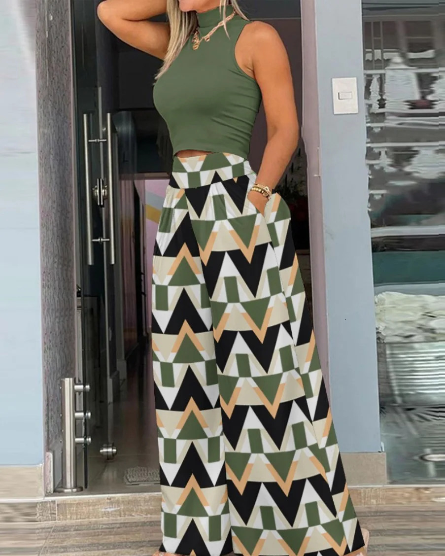 Plus size printed two-piece set for womens casual solid sleeveless vest wide leg pants two-piece set for fashion clothing 241025