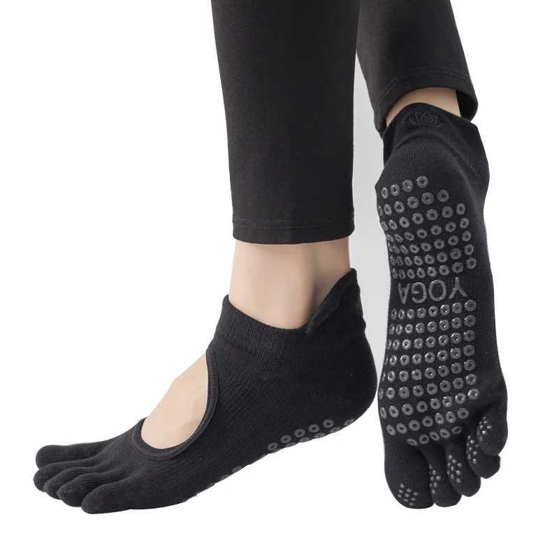 Ladies breathable yoga socks with grip equipped with anti slip five finger Pilates socks suitable for womens strapless dance suitable for toe socks W2