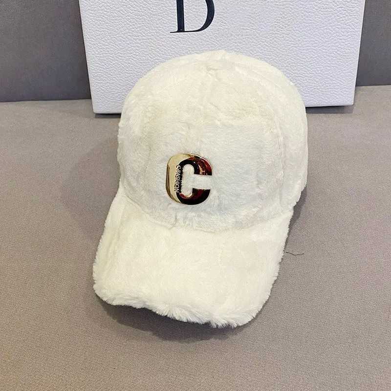 Plush winter warm baseball cap with adjustable buckle Gorros ladies letter truck cap outdoor windproof solid X241026