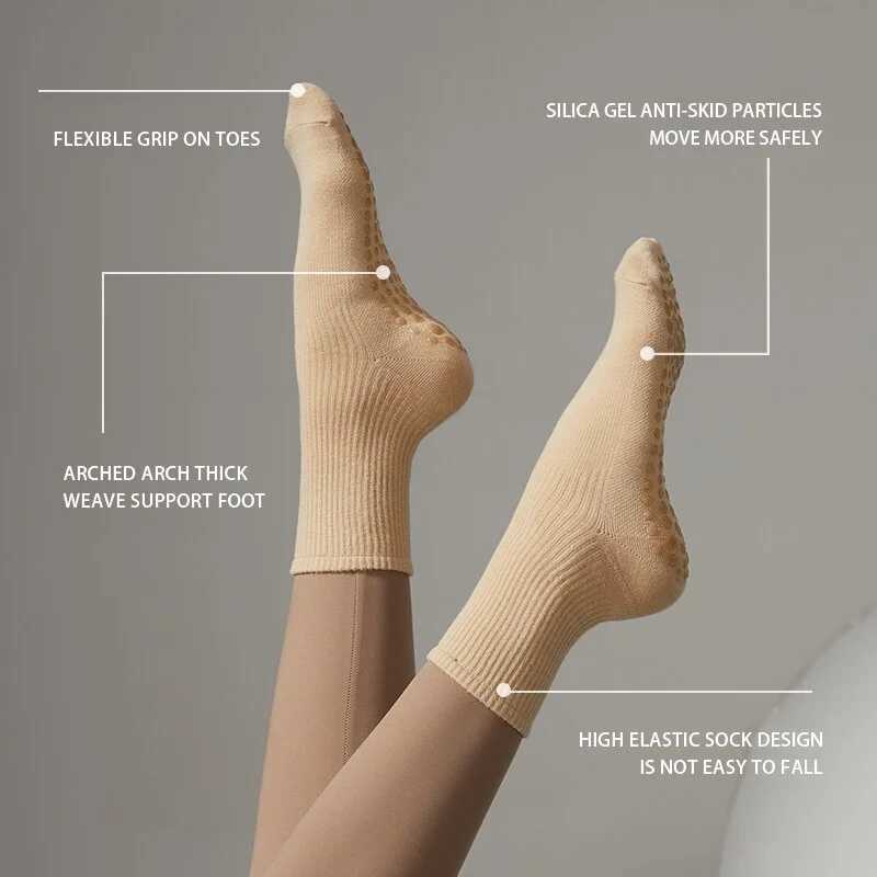 Cotton Tube Soft Pilates Socks Anti slip Grip 2024 Womens Yoga Socks Womens Cam Fitness Yoga Socks Anti slip Fingers W241025