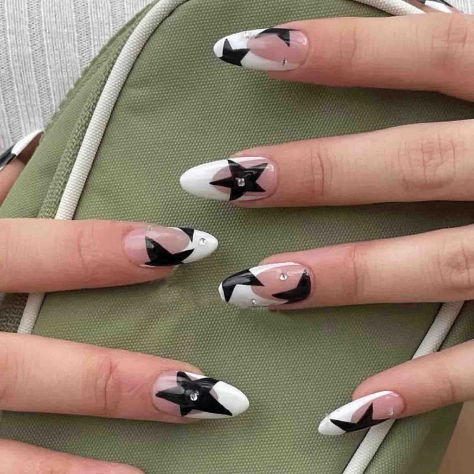24pcs Almond Imprinted Nail Y2K Star Diamond Design Cool Girl Nude Color Fake Nail Full Set Fake Nail Tip W250410
