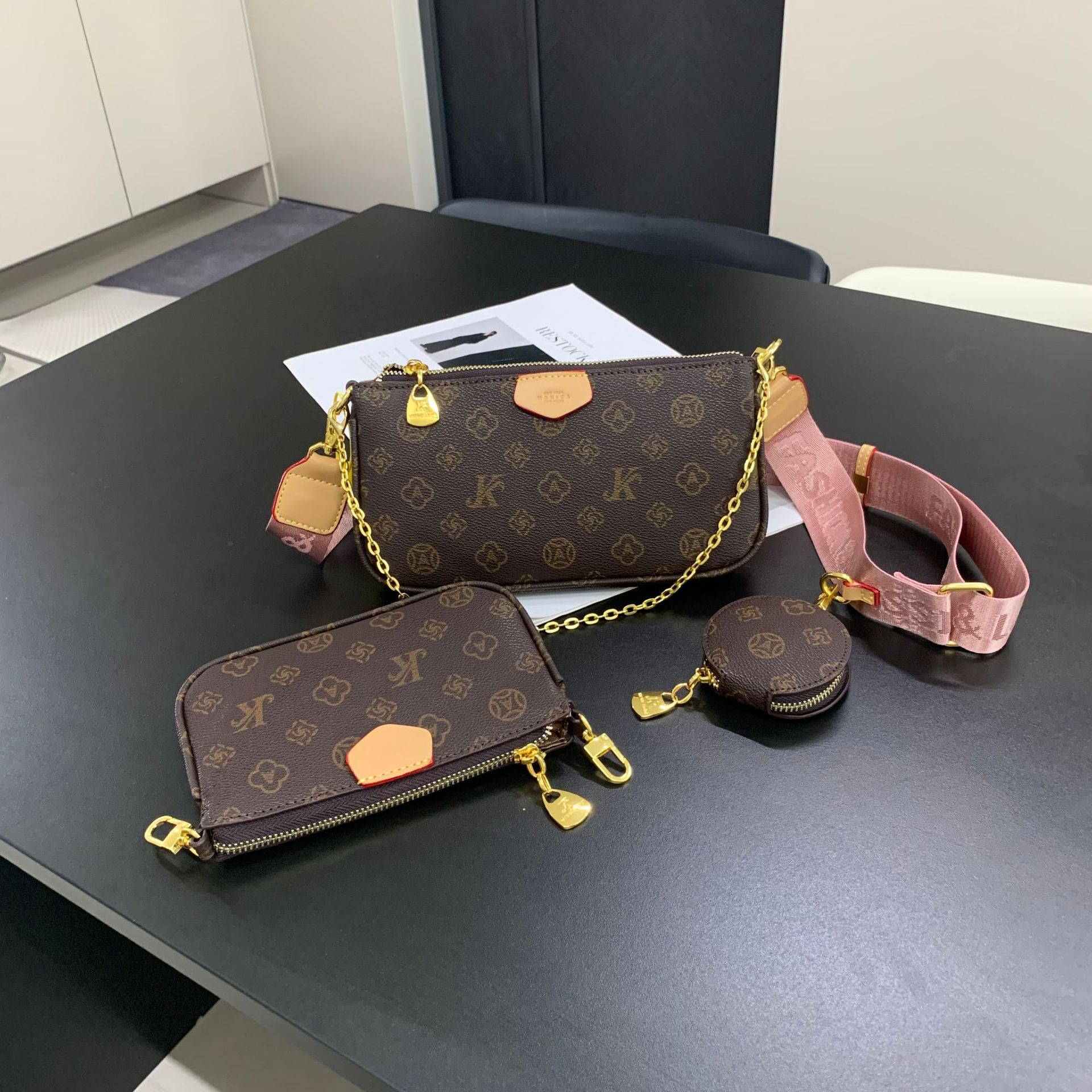 2025 Women Crossbody Purse Messenger Bags Handbags Flowers Designers Shoulder Lady Leather bag Women's crossbody bag with box