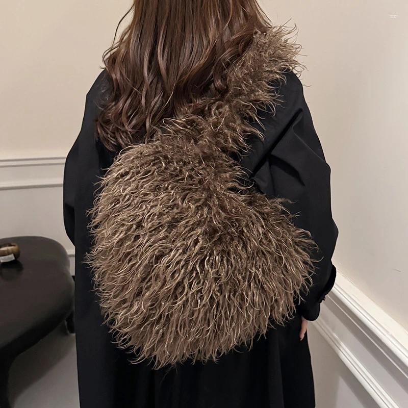 Drawstring Heart Shaped Faux Fur Shoulder Bag Fluffy Plush Women Handbags Cute Love Underarm Purse For 2024 Winter Shopper Tote