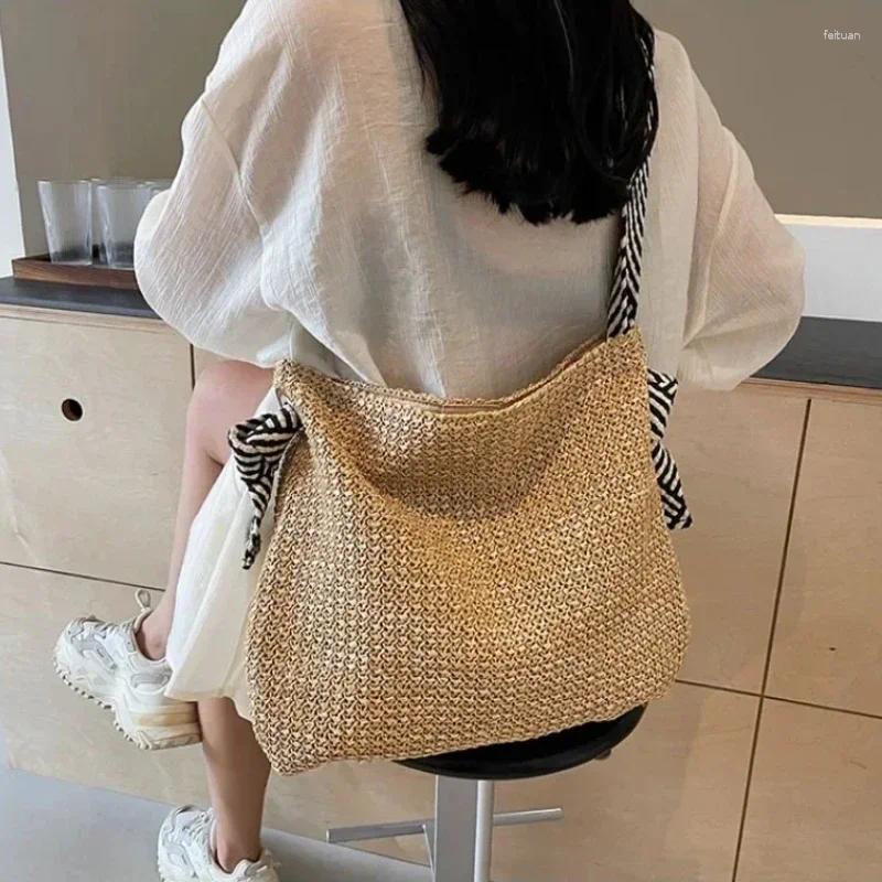 2025 NEW Totes Solid Color Grass Woven Hasp Large Capacity Crossbody Bags High Quality Simple Shoulder Commuting Women's Handbags zhanyishengli