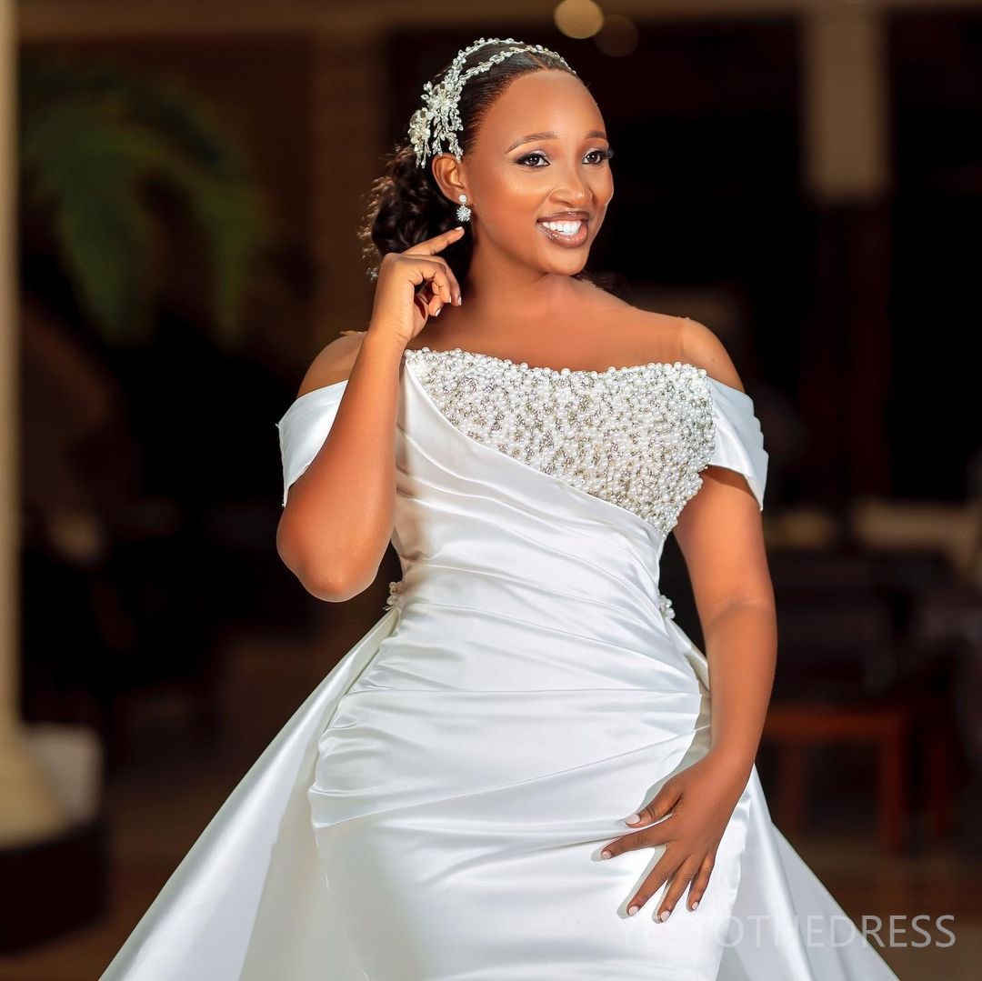 2025 Plus Size African Wedding Dress For Bride Bridal Gowns Detachable Train Illusion Mermaid Sheer Neck Satin Beaded Pearls Wedding Gowns For Black W