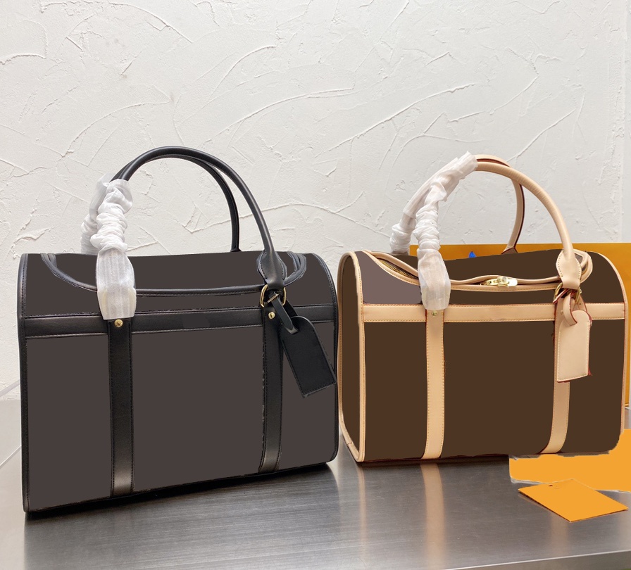 Designer High-Quality pet Tote Bags Luxury Fashion leather pets handbags Breathable small cats or dogs carrier Bags 39*20*32cm