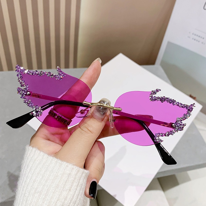 New Butterfly Shape Diamond-Rimless Sunglasses Women's Fashion Personality Halloween Sunglasses
