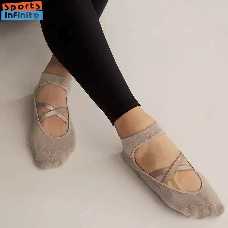 2 pairs of cotton breathable sweat free yoga socks silicone anti slip floor socks womens Pilates Balt Fitn sports socks set W241025