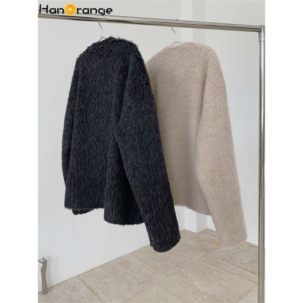 Hanorange 2024 Winter Fashion Silhouette Mohair Wool Women Warm Loose Woolen Coat Light Pink/Mixed Gray