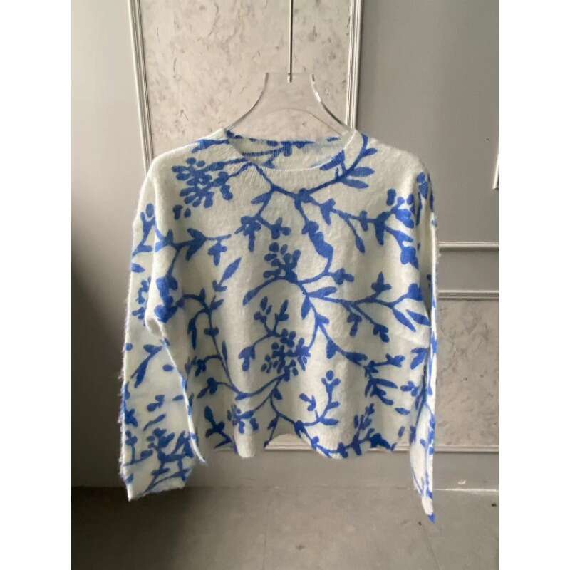 French Style In Early Autumn 2024, Retro Ral Print Round Neck Loose Knit Pullover Sweater For Women