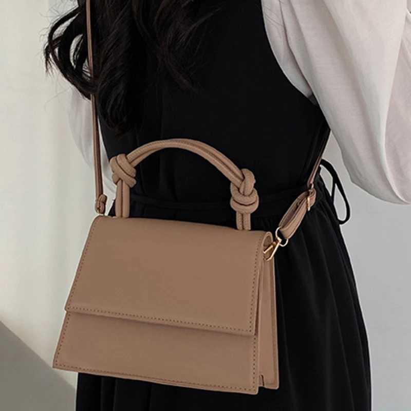 2024 Summer Trend Handbag Small Square Bags New Casual Commuter Shoulder Bags Niche Simple Crossbody Womens Bag Y250319