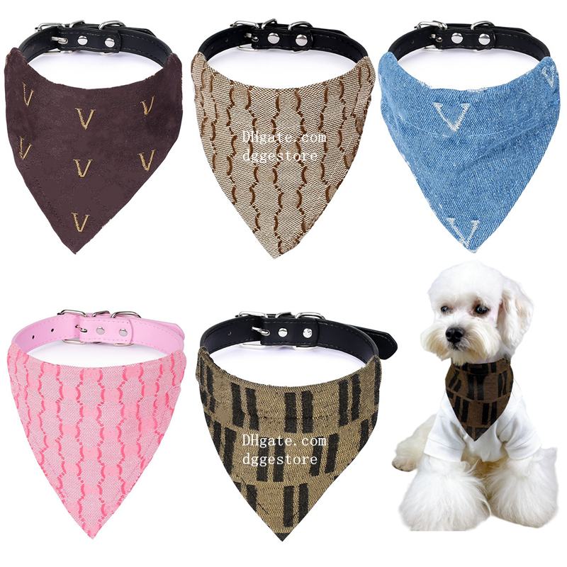 Luxury Dog Bandana Classic Triangle Bib with Adjustable Buckle Designer Dog Kerchief Bandanas with Collar for Dog and Cat Fashion Dog Accessories M Brown B189