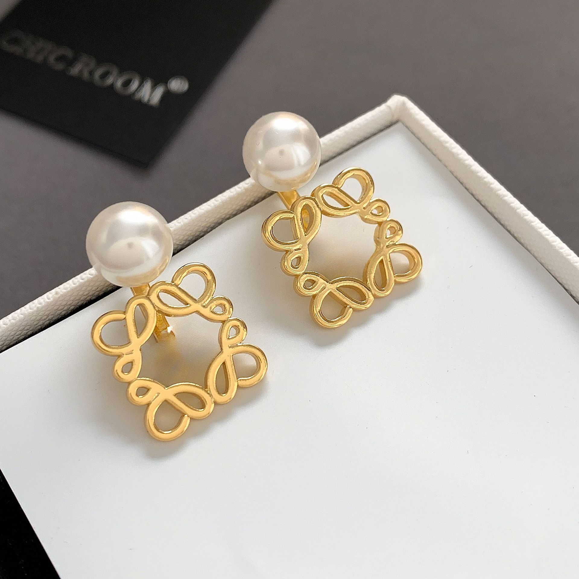 Luxury Womens Stud Earrings designer jewelry for women Classic Style Women pearl Earings High Quality Wedding Party Gifts
