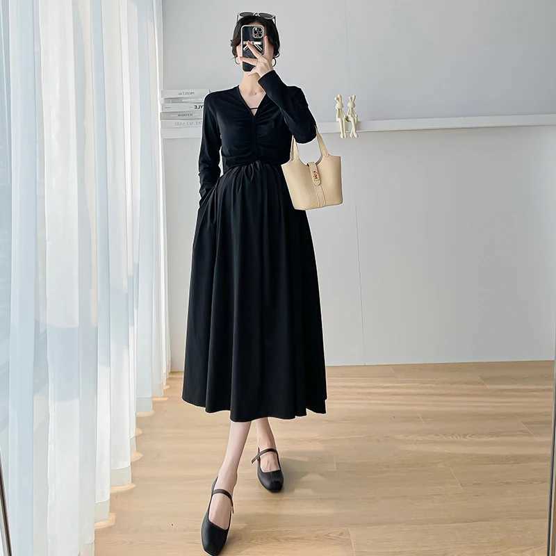 French maternity black dress autumn long sleeved Vneck elegant maternity empire dress plus size maternity party dress W241026