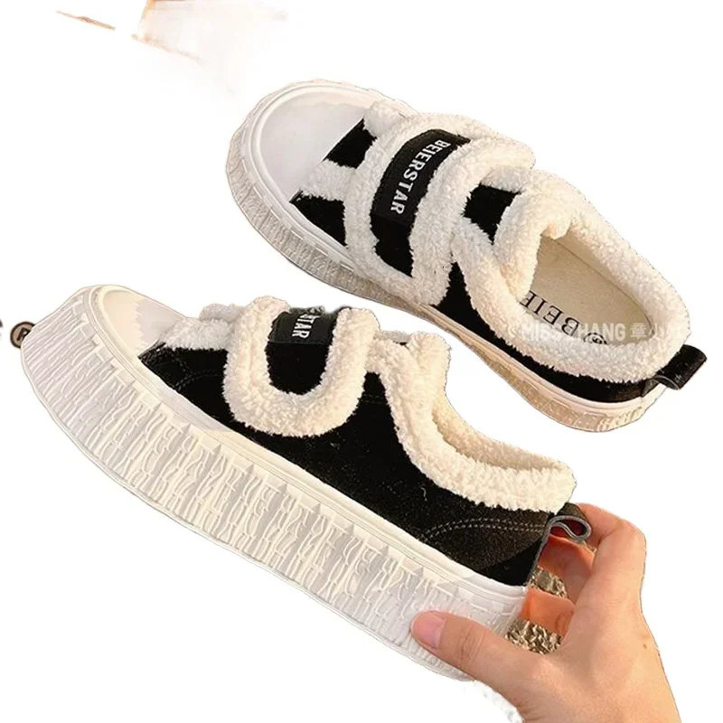 2024 Winter Womens Breathable Warm Sports Shoes White Black Wool Shoes Sports Shoes Casual Running Platform Y2K Lolita Shell Shoes 241024
