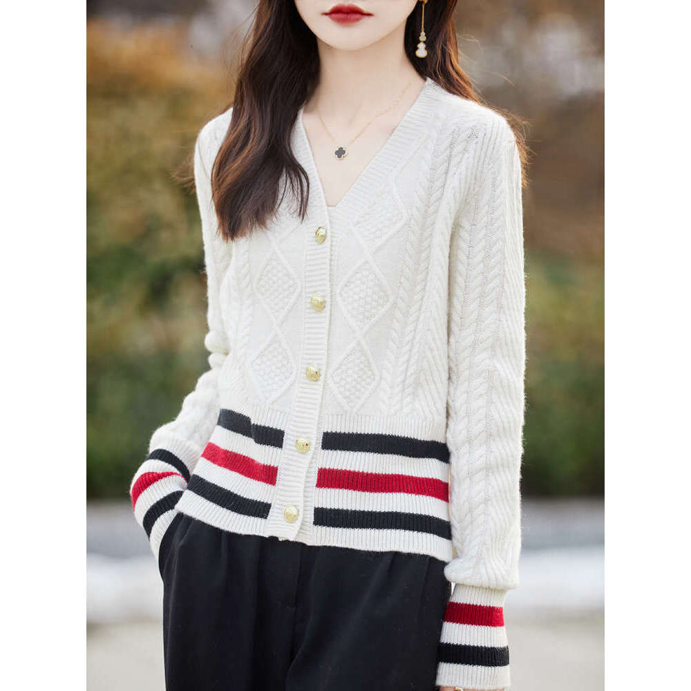 New Chic Twist Wer Women Sweater Long Sleeve V-Neck Cardigan 100% Merino Wool Soft Warm Cashmere Knitwear Korean Fashion Tops