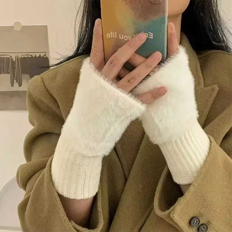 Mink wool soft winter half finger Gs womens warm luxury pure white plush knitted fingers Gs wrist writing gloves W241026