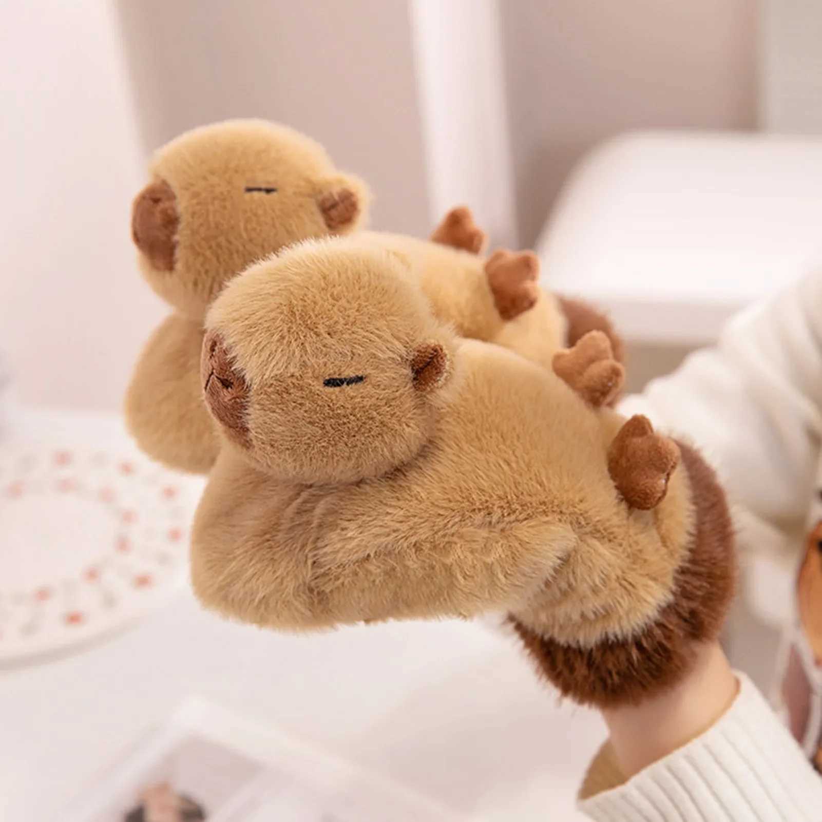 Female Winter Gs Kaii 3D Cybara Penguin Cold Weather Warm Gs Driving Running Hiking W241026