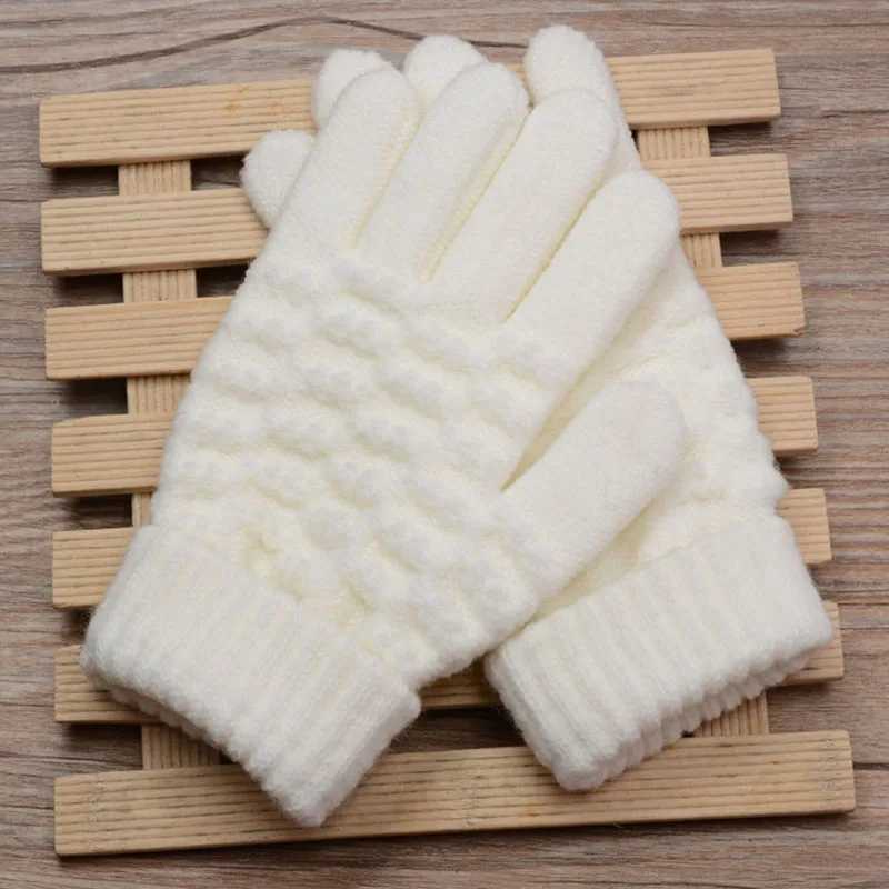 New Fashion Childrens Thick Knitted Gs Warm Winter Childrens Elastic Gloves Boys and Girls Baby Solid Tube Splitting Fingers Gs W241026