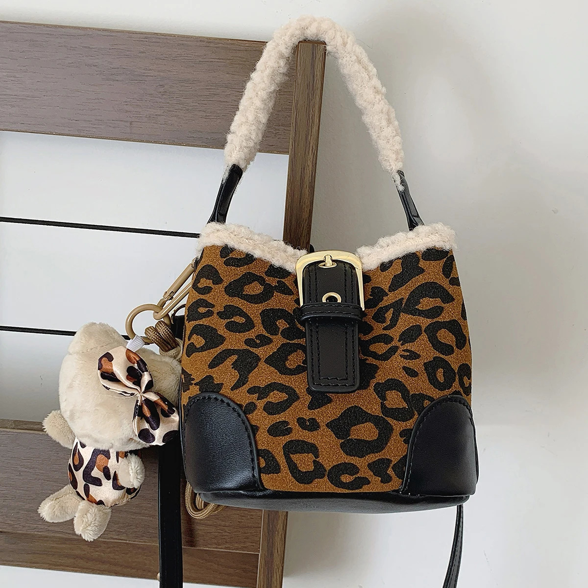 Retro womens leopard suede bag patch cashmere mini handbag womens casual set 241025
